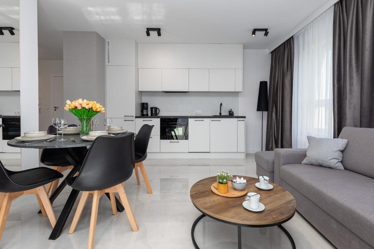 Sun Towers Lux Apartments By Renters Prestige Swinoujscie Bagian luar foto