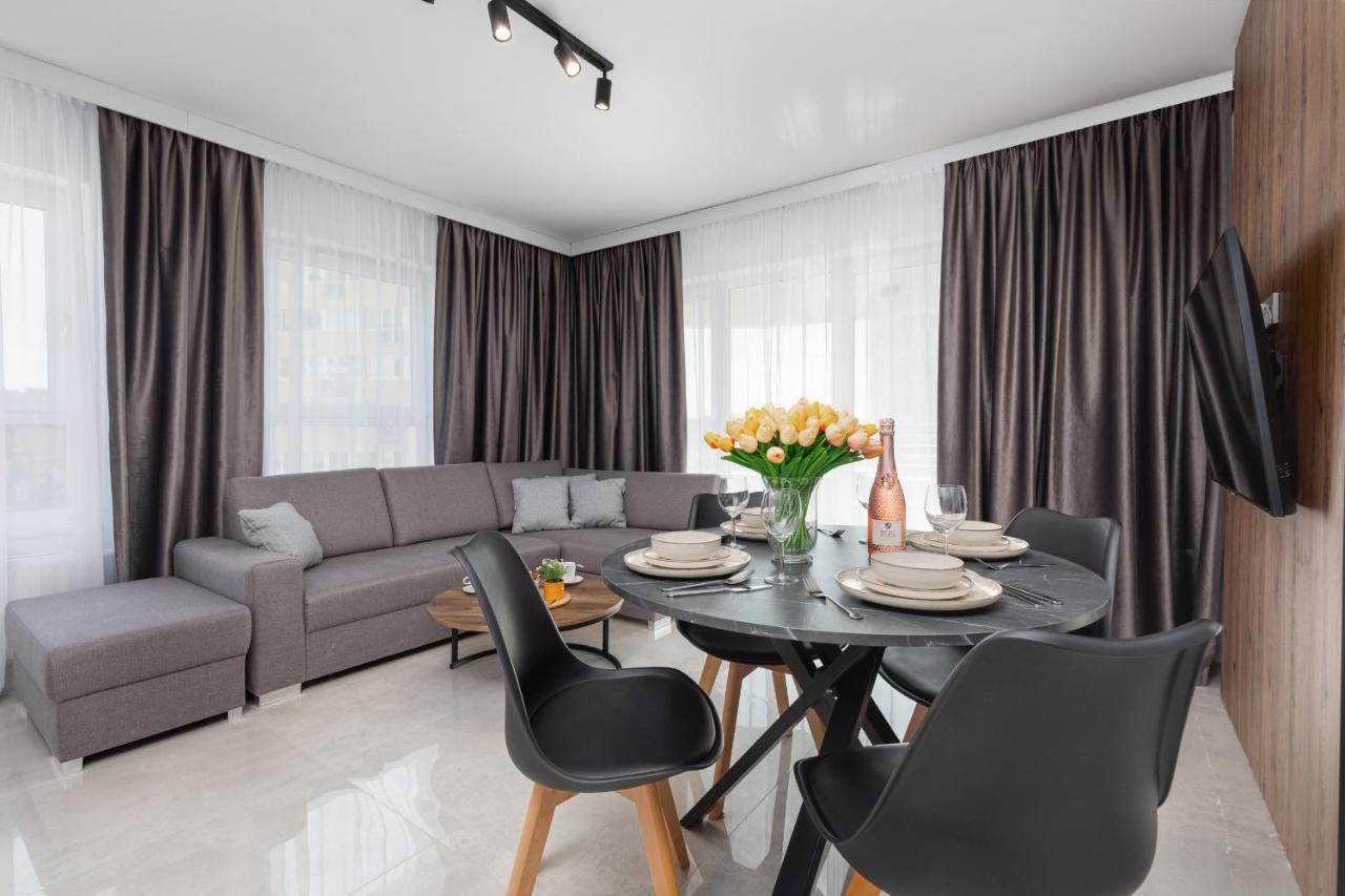 Sun Towers Lux Apartments By Renters Prestige Swinoujscie Bagian luar foto