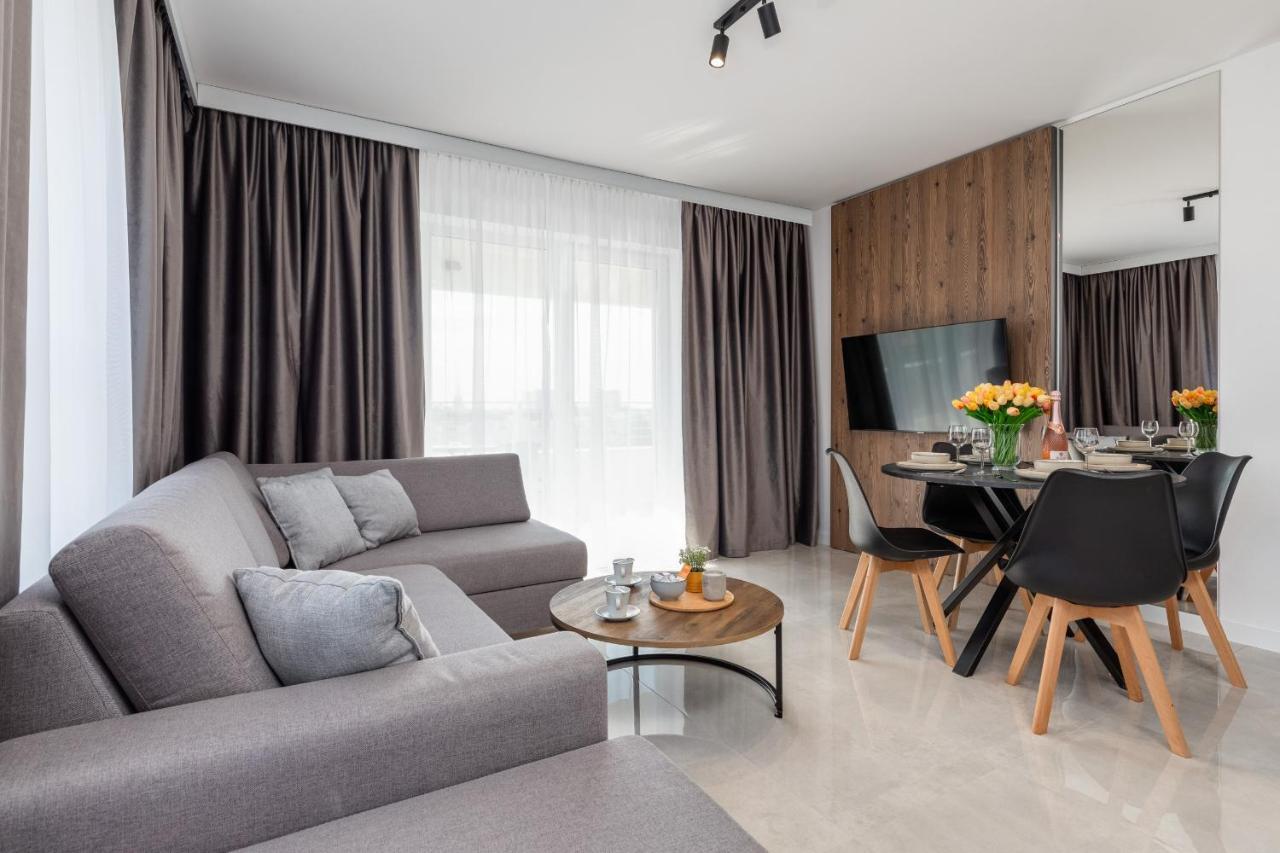 Sun Towers Lux Apartments By Renters Prestige Swinoujscie Bagian luar foto