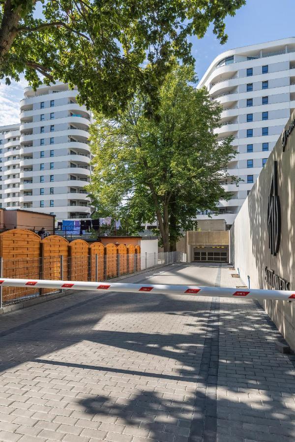 Sun Towers Lux Apartments By Renters Prestige Swinoujscie Bagian luar foto