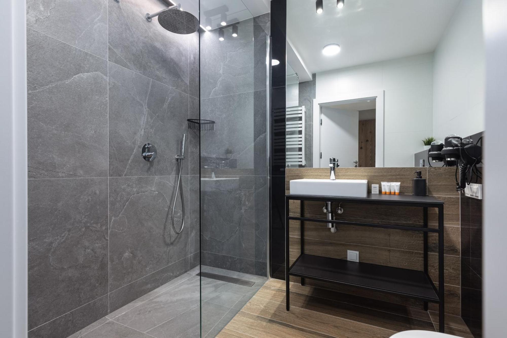 Sun Towers Lux Apartments By Renters Prestige Swinoujscie Bagian luar foto